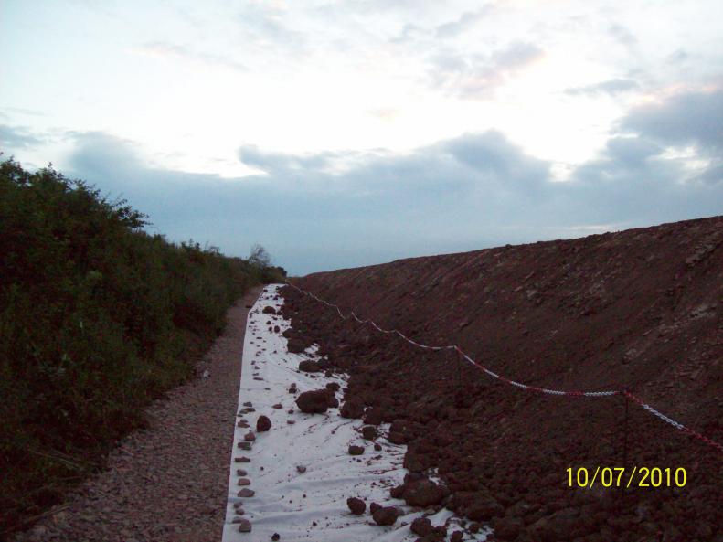 North ebankment fill being placed note gap as Network Rail Have note signed off the Form C to tie into the embankment.