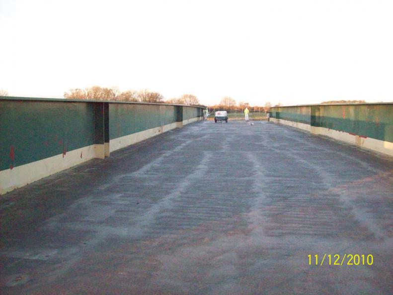 Bridge Deck being Primed with the Temperatures up at 8 deg C.