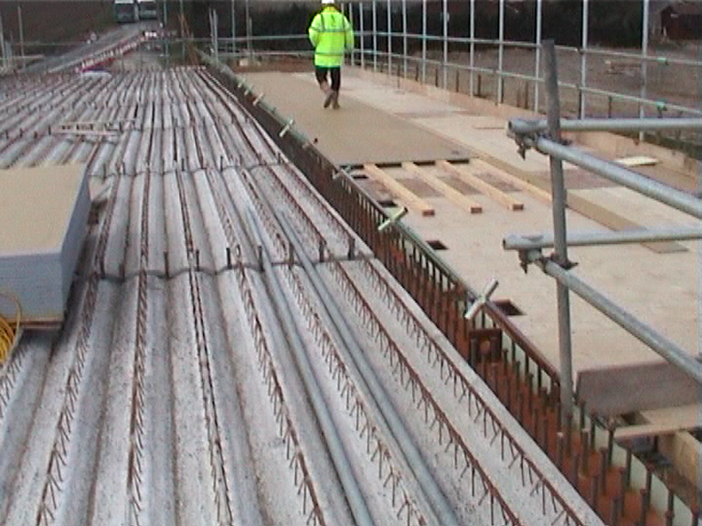 Secondary soffit being fixed on the multiforms