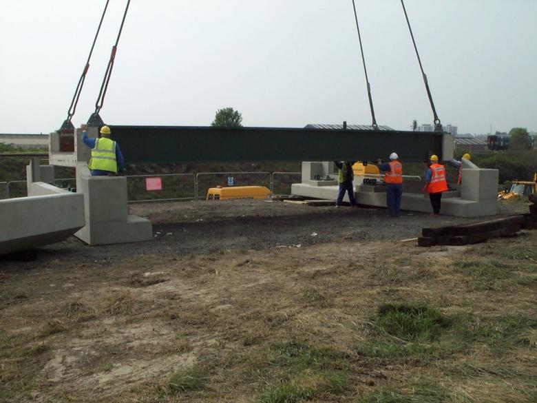 Bridge Deck units being Trial ereceted.