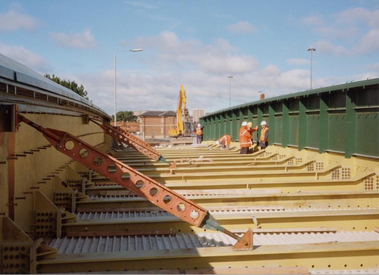 Bracing to the South Girder