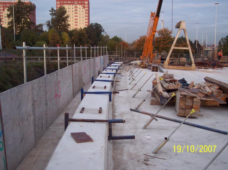 C frame on site and J clamp hand rail being set up.