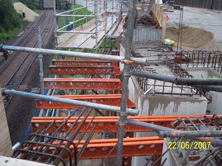 RMD Cantilever system (design by DBM)
