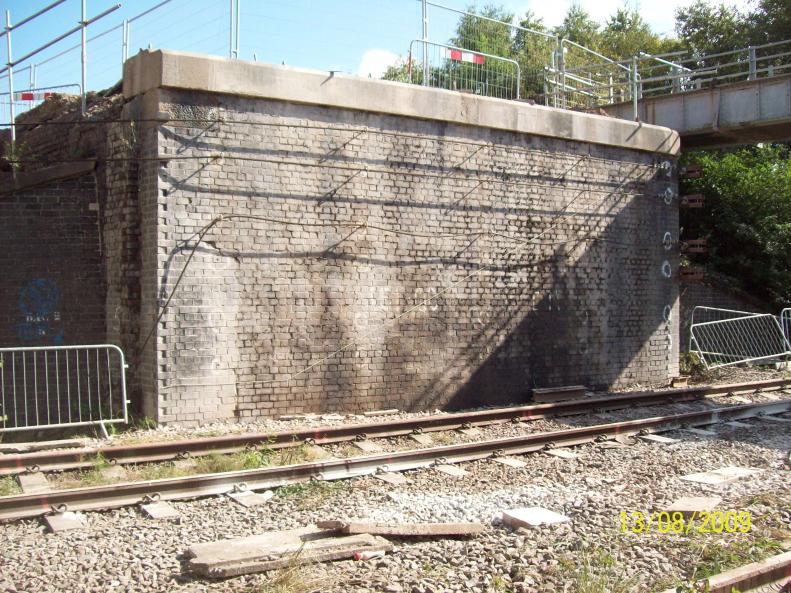 North Abutment set up ready for cutting.