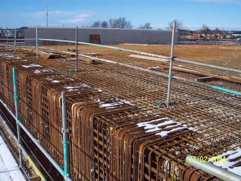 Steel fixing slowed by snow 