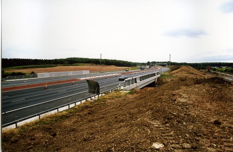 Micklefield Bridge open with TM in place